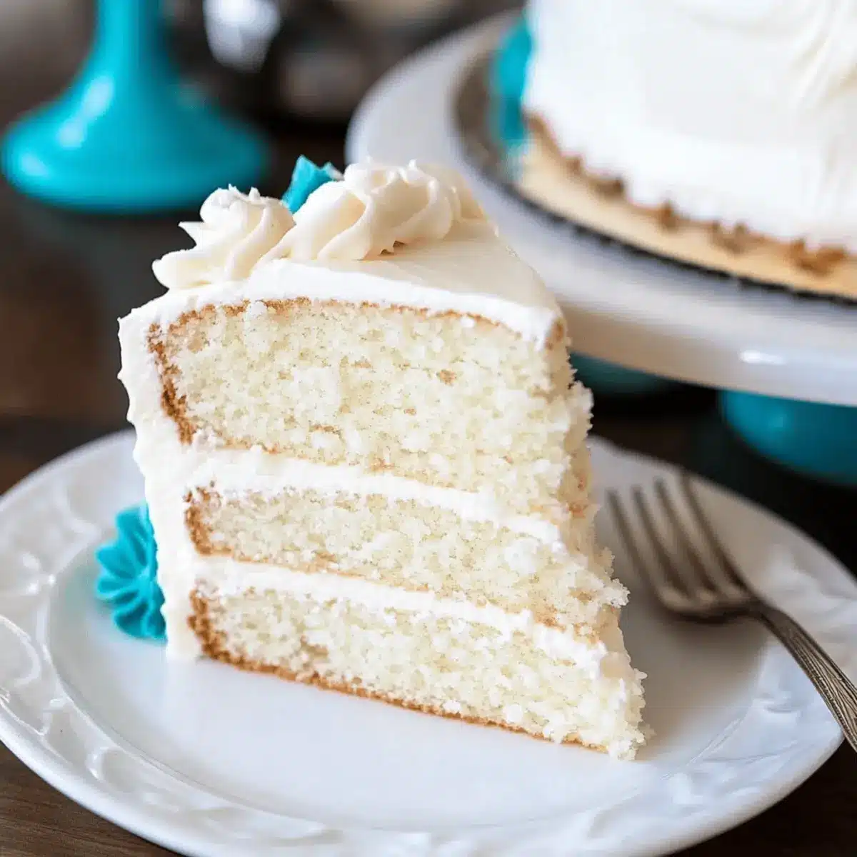 Fluffy White Cake Recipe That Melts in Your Mouth