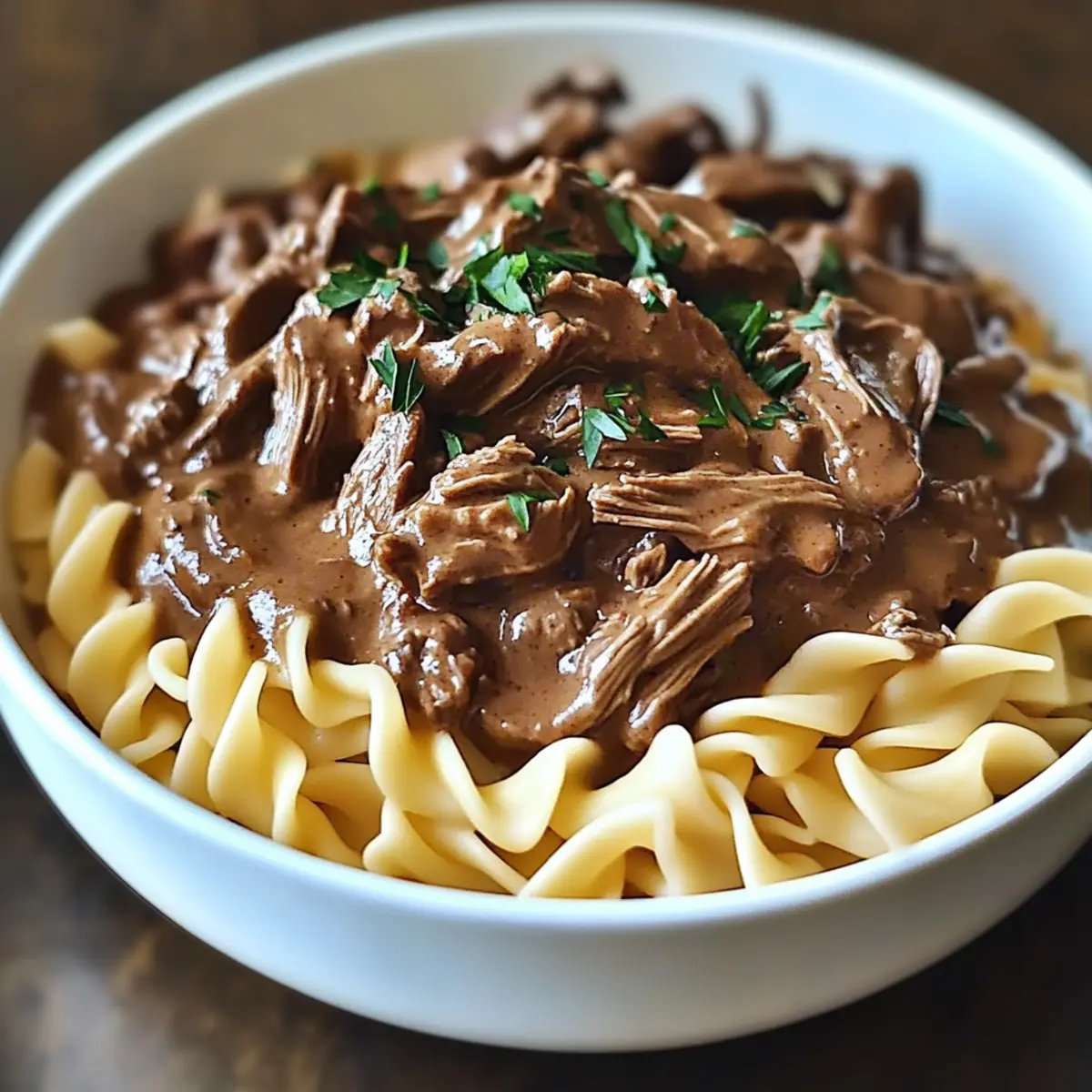 Slow Cooker Beef & Noodles